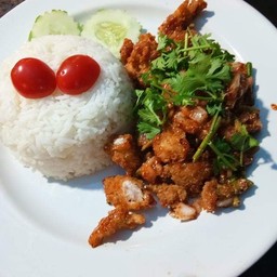 ข้าวยำไก่แซ่บ