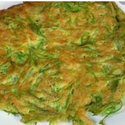 ไข่เจียวชะอมราดข้าว