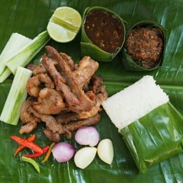 หมูปลาร้า by แม่ละเอียด