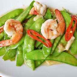 ผัดลันเตากุ้ง