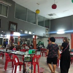 เจ๊ตุ๊ลาบเป็ดสูงเนิน