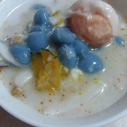 บัวลอย+เครื่อง+ไข่เค็ม