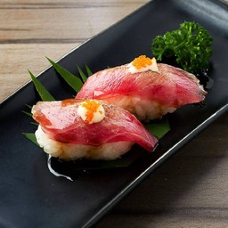 L1110.ข้าวปั้นหน้ามากุโระย่าง