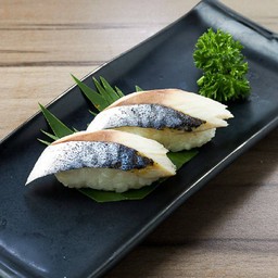 L1088.ข้าวปั้นหน้าชิเมะซาบะ