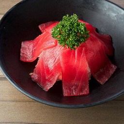 L1070.ข้าวหน้าปลามากุโระ