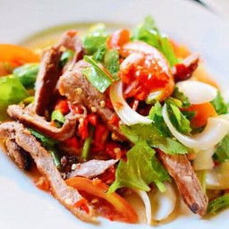 ยำหมูย่าง