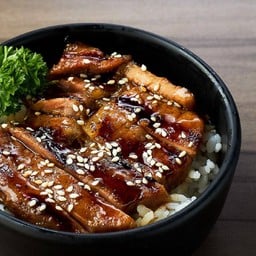 L1067.ข้าวหน้าหมูย่างเตาถ่าน