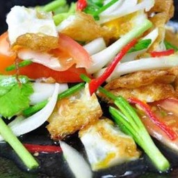 ยำไข่ดาว