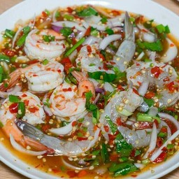 เกาเหลากุ้งทูโทน