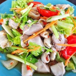 ยำไส้ลวก