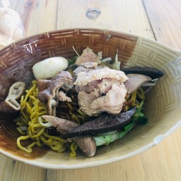 นายอ้วนก๋วยเตี๋ยวเรือ เมืองปทุม คุณติ๋ม