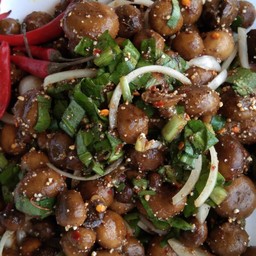ลาบเห็ดเผาะ