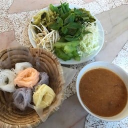 ขนมจีนน้ำพริก