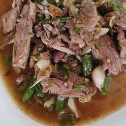 เนื้อสันผัดพริกขี้หนู