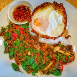 ผัดถึงหอมกะเพรา