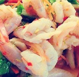 ยำกุ้งสด
