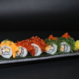 เรนโบว์ บิวตี้ โรล