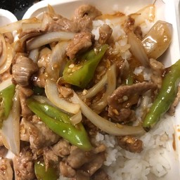 ข้าวพริกหยวกหมูชิ้น