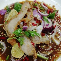 ตำยำคอหมูทอด