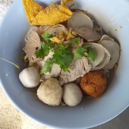 ก๋วยเตี๋ยวตี๋ ซอยลาซาล14