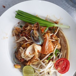 ผัดไทรวมมัตร