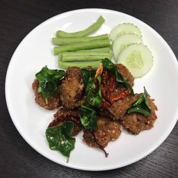 ลาบหมูทอด