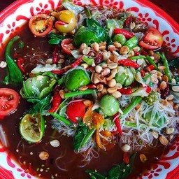 ตำชั้วข้าวปุ้นฮ้อน