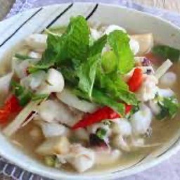 ต้มยำปลาหมึก