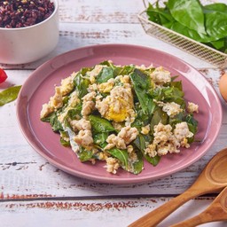 ข้าวไรซ์เบอรี่ + ใบเหลียงผัดไข่ Stir-Fried Malindjo