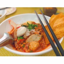 ฮาวา ก๋วยเตี๋ยว อิสลาม เจ้าเก่า ม.ราม 1 สาขา ชุมชน รามฯ 53 ชุมชน รามคำแหง 53 ตาหวานแยกย่อย 1 หลังร้านขายยา