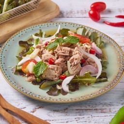 ยำทูน่า Tuna Spicy Salad
