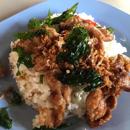 ข้าวหมูหมักกระเทียม