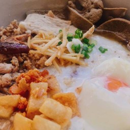 โจ๊กชายต๊อด หมูปิ้งชายต๊อด