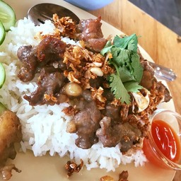 ข้าวเนื้อหมักกระเทียม