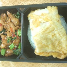 ข้าว กระเพราไก่