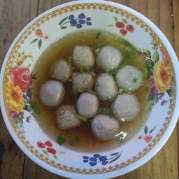 ลูกชิ้นลวก