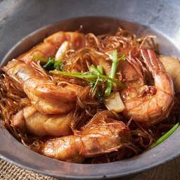 กุ้งอบวุ้นเส้น