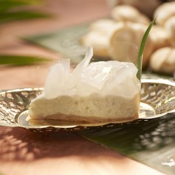 เค้กมะพร้าวอ่อนลูกตาลสด