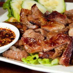 คอหมูย่าง