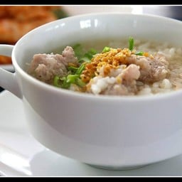 ข้าวต้มหมูสับ