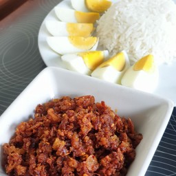 น้ำพริกปลาดุกฟู-ไข่ต้ม 2 ฟอง