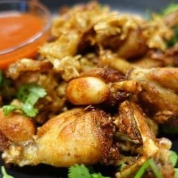 ข้าวกบกระเทียม