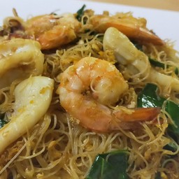 หมี่ผัดคะน้าทะเล