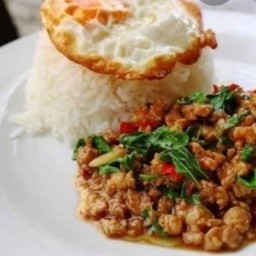 อาหารตามสั่ง ครัวตนอ้วน