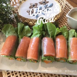 สลัดโรลแซลม่อน