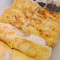 โรตีใส่ไข่+แฮมไก่ชีส