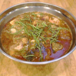 แซ่บไก่บ้านยอดมะขาม (ใหญ่)