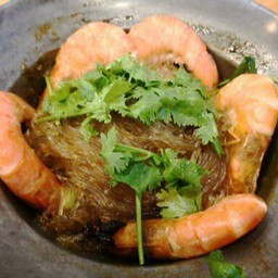 กุ้งอบวุ้นเส้น