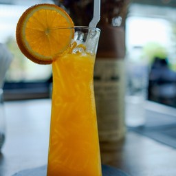 80 บาท แต่รสชาติดีเวอร์มาก แนะนำให้ต้องลองนะจ้ะ