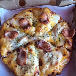 ไส้กรอกเพิ่มชีส M